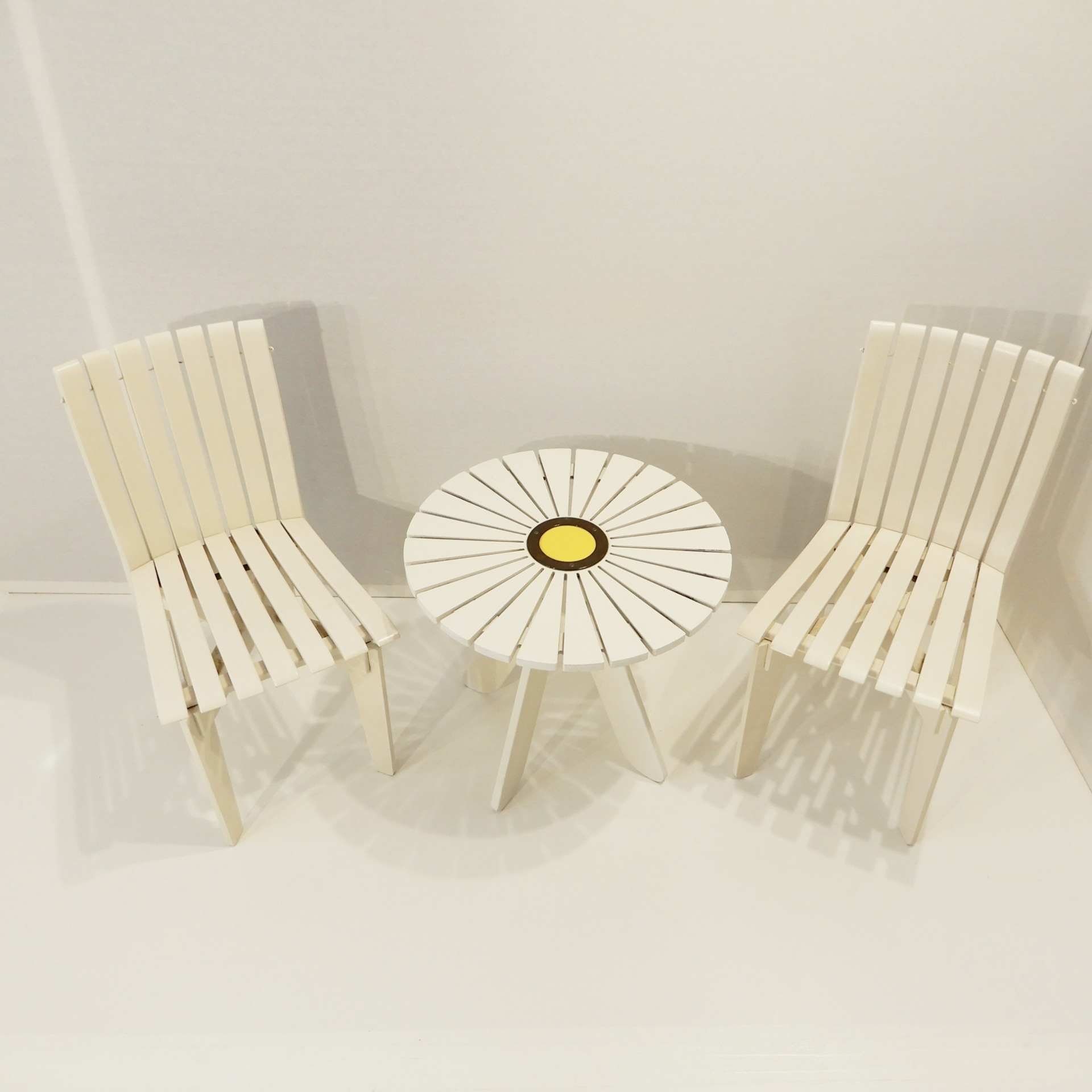 artek-aalto-aurinkop-yt-2-aurinkotuoli-valkoinen